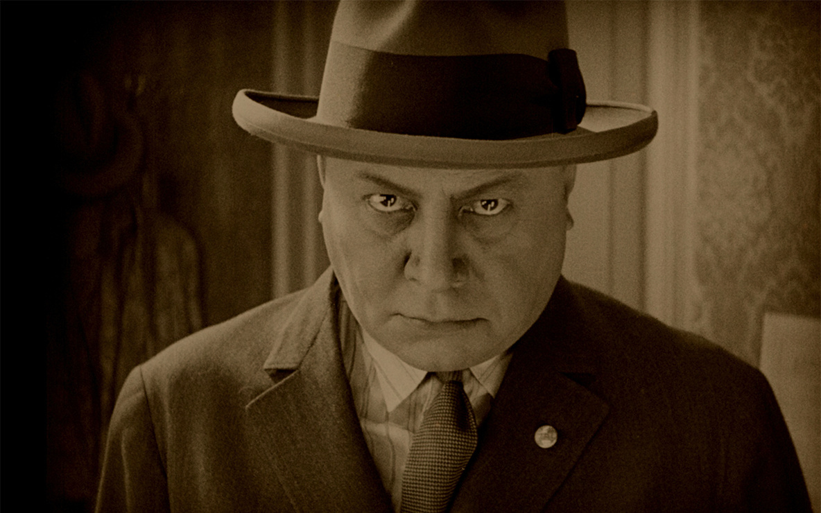 Varieté (Jealousy). 1925. Germany. Directed by Ewald André Dupont. Courtesy of the Friedrich Wilhelm Murnau Stiftung Foundation