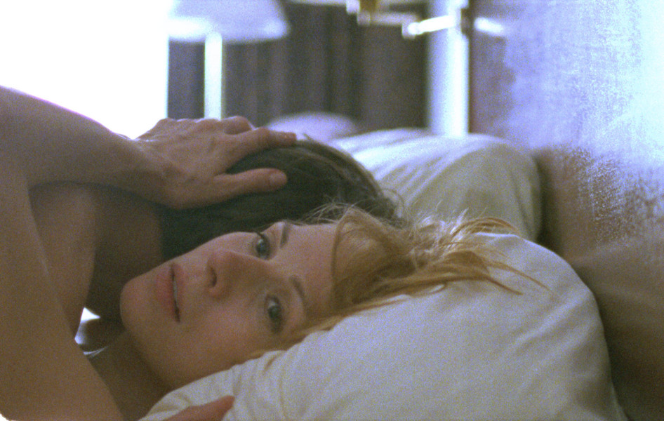 Forty Shades of Blue. 2005. USA. Directed by Ira Sachs. Courtesy Charlie Guidance Productions
