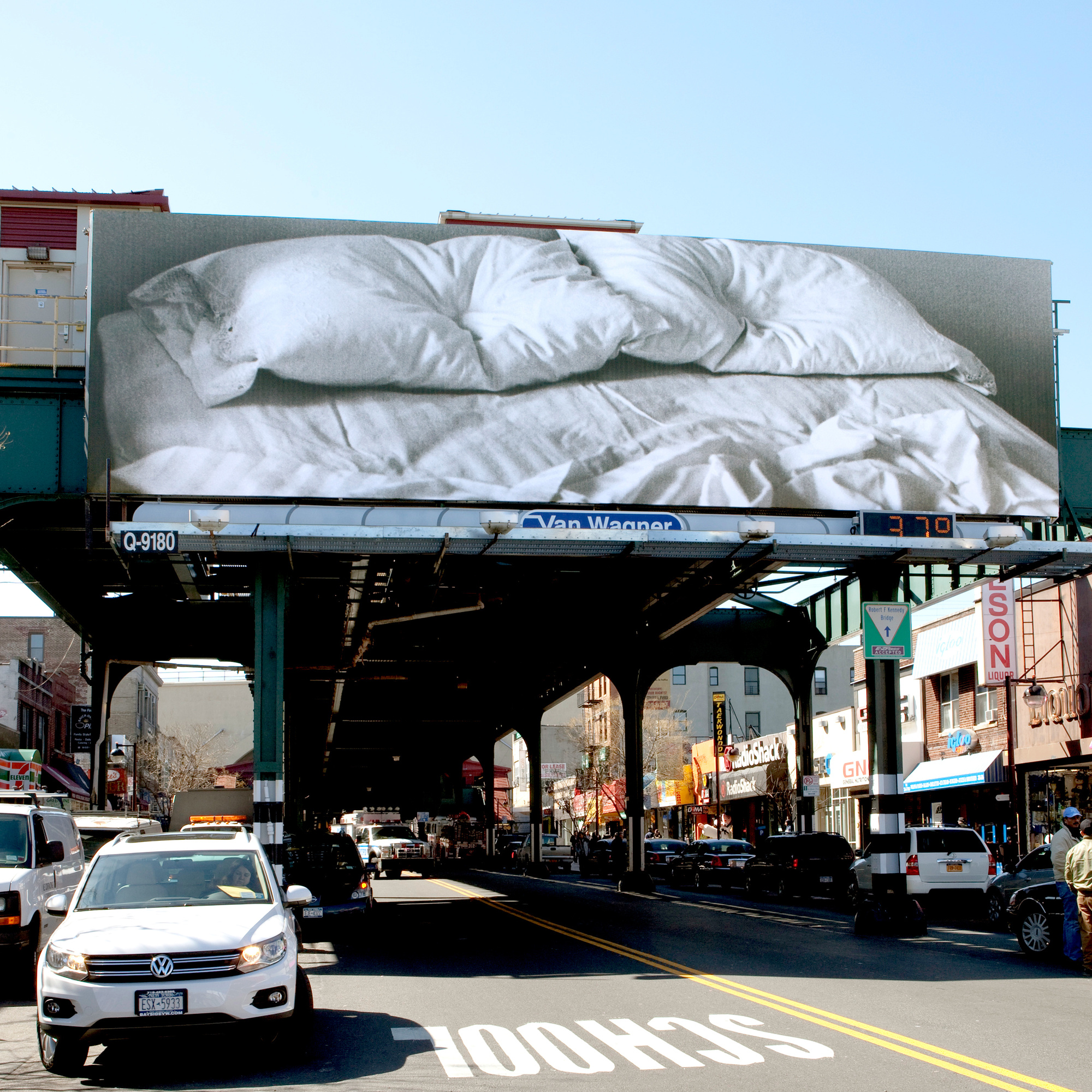 Felix Gonzalez-Torres. Untitled (billboard). 1996. Gift of Werner and Elaine Dannheisser. Photo: David Allison