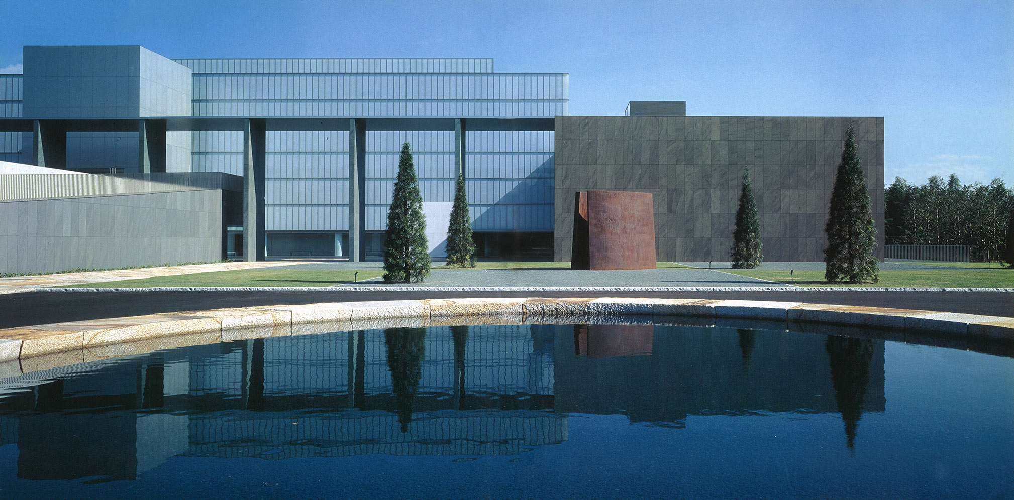 Yoshio Taniguchi. Toyota Municipal Museum of Art, Toyota City. 1991–95. © Kitajima
