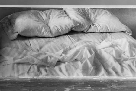 Installation view of Projects 34: Felix Gonzalez-Torres at The Museum of Modern Art, New York. Photo: Mali Olatunji