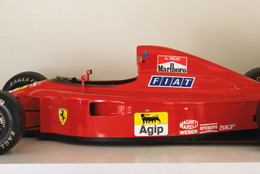 John Barnard, Ferrari S.p.A., Maranello, Italy. Formula 1 Racing Car (641/2). 1990. Manufacturer: Ferrari S.p.A., Maranello, Italy. Honeycomb composite with carbon fibers, Kevlar, and other materials, 40 1/2″ × 7′ × 14′ 6 1/2″ (102.9 × 213.4 × 448.3 cm). Gift of the manufacturer