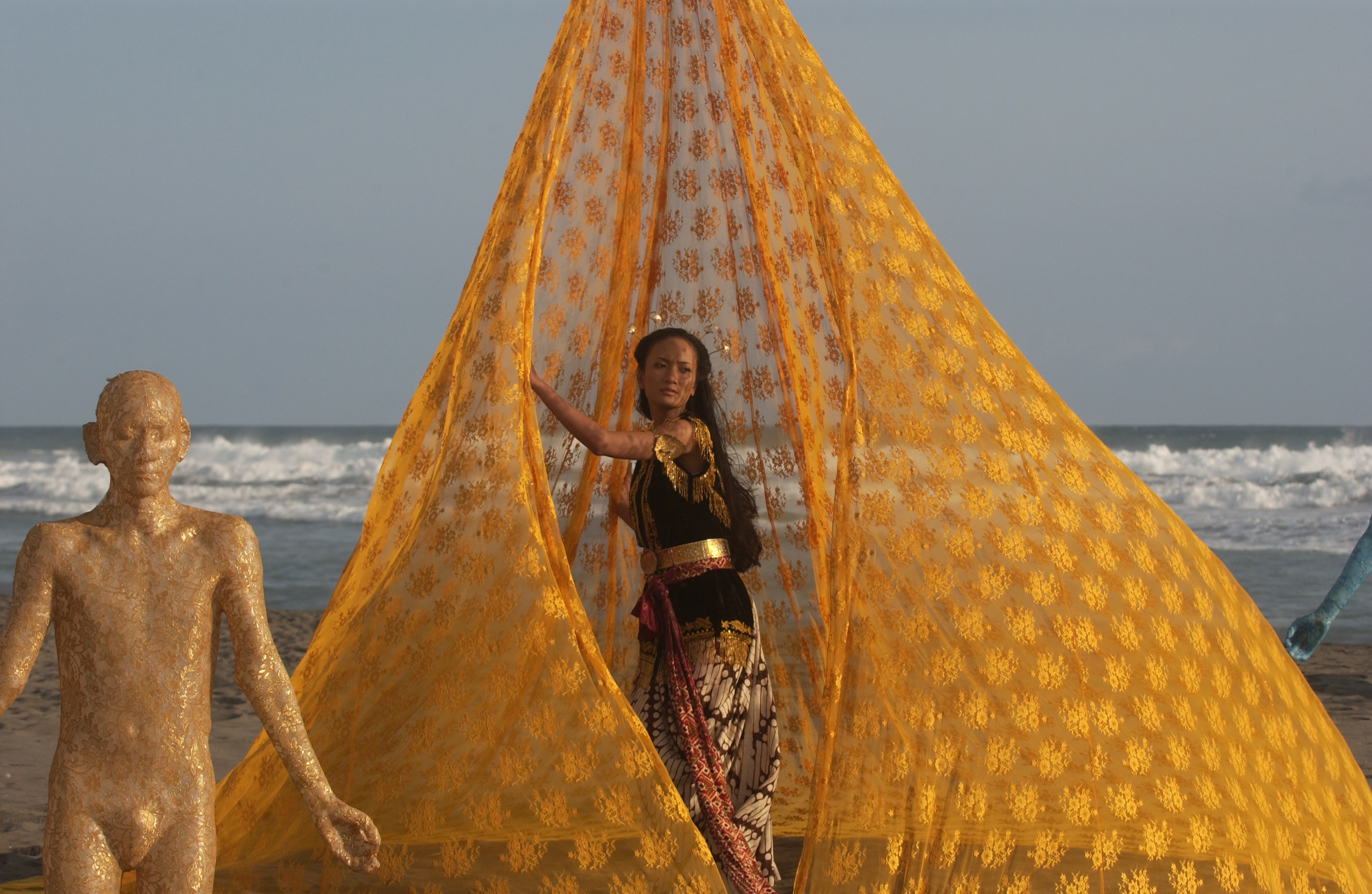Opera Jawa. 2006. Indonesia. Directed by Garin Nugroho