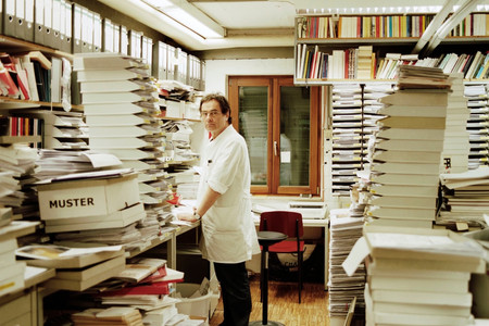 How to Make a Book with Steidl. 2010. Germany. Directed by Gereon Wetzel, Jörg Adolph