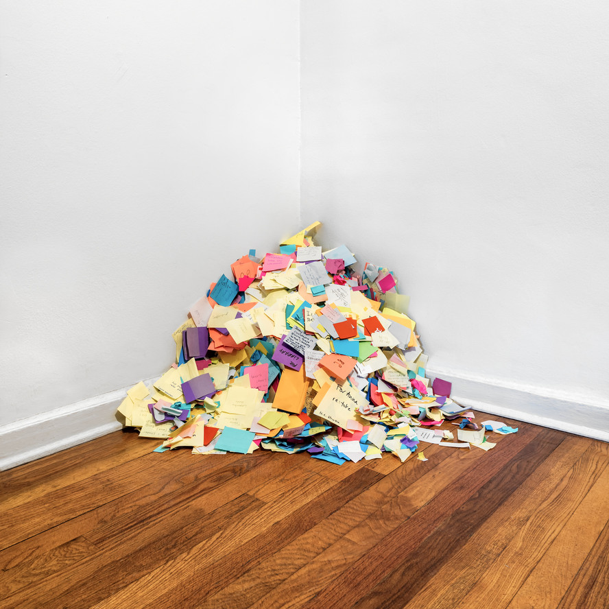 Post-its discarded by library researchers. Photo: Alejandro Merizalde