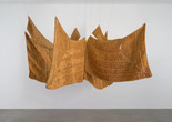 Aurèlia Muñoz. Águila Beige (Brown Eagle). 1977. Macramé with hand-dyed sisal and jute yarn. The Museum of Modern Art, New York. Committee on Architecture and Design Funds. © 2020