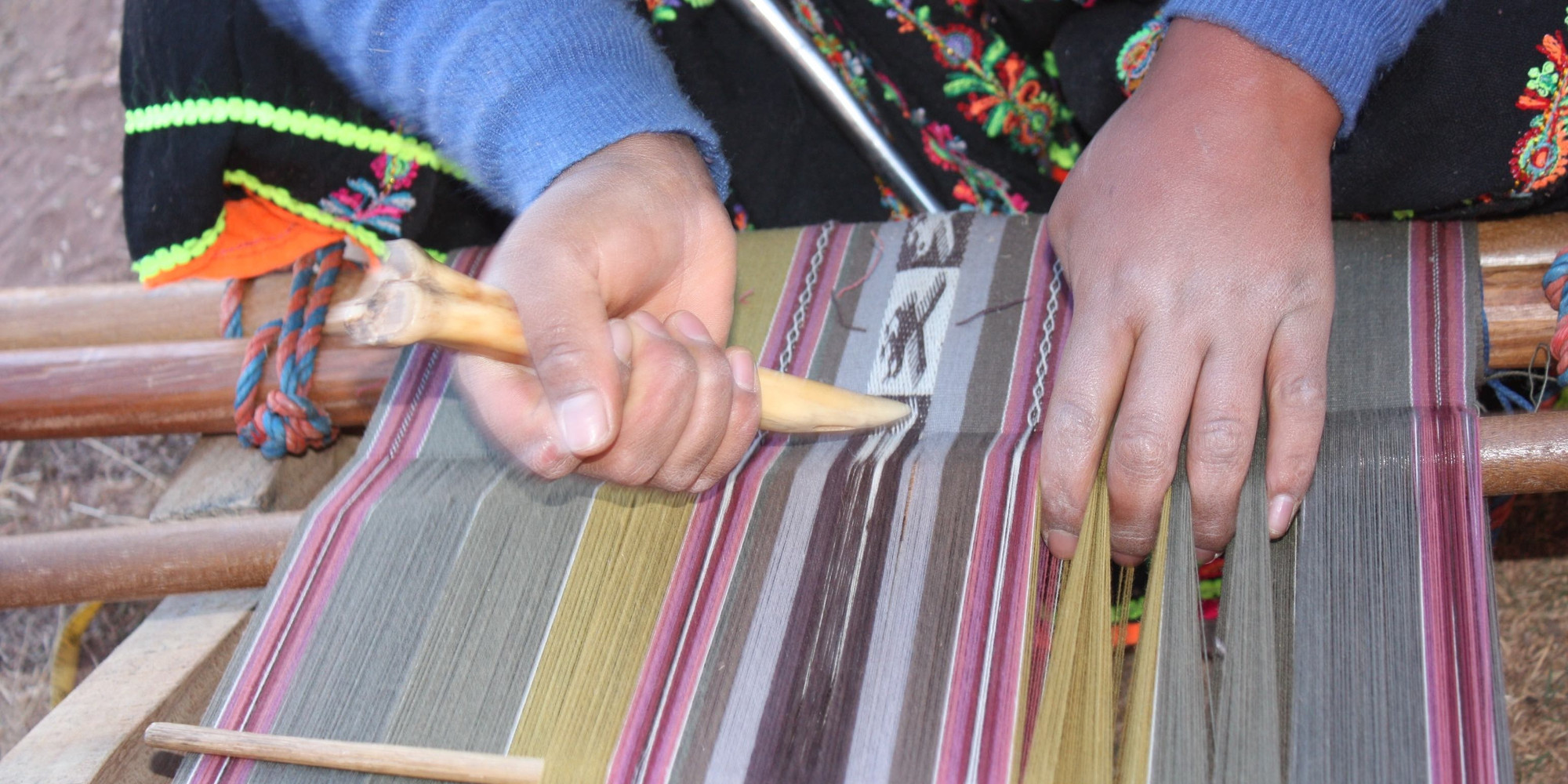 Horizontal Loom, Ch´uñu Ch´uñuni Community, Tapacarí Province, Cochabamba Department, Bolivia, 2013. Photo: Elvira Espejo Ayca