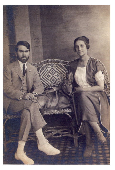 Photograph of Léopold Zborowski and Anna (Hanka) Zborowska, c. 1925. Archives Alice & Adam Orawski