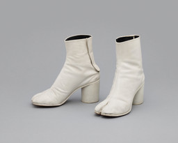 Tabi Boots