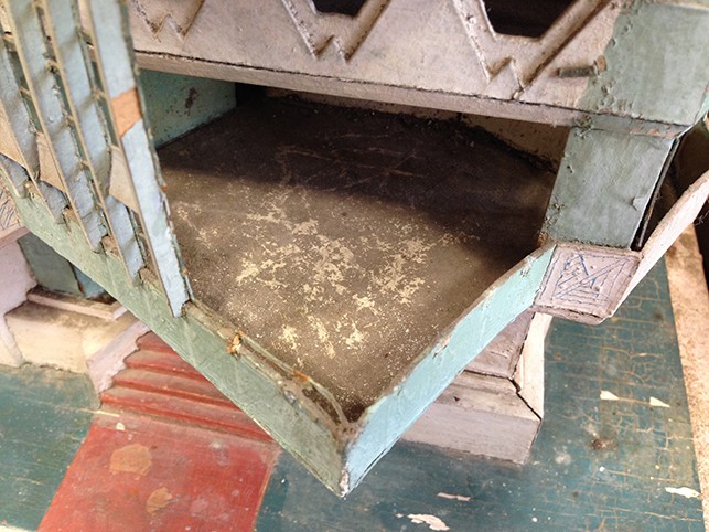 Soiled floor of an apartment unit