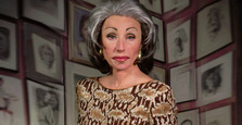 <i>Cindy Sherman</i>