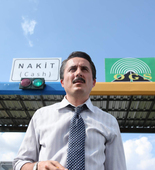 <i>Gise Memuru (Toll Booth)</i>. 2010. Turkey. Written and directed by Tolga Karaçelik