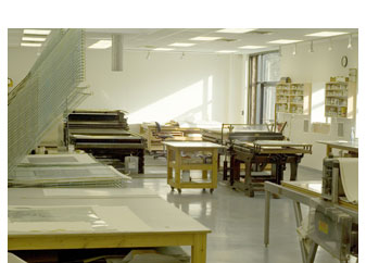 One of several workshops at Universal Limited Art Editions, Bay Shore, New York. Courtesy Universal Limited Art Editions Inc. (U.L.A.E.)