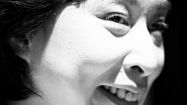 Meiro Koizumi. Defect in Vision.  2011. Installation with two-channel high-definition video (black and white, sound, 12 min.) © 2013 Meiro Koizumi. Courtesy Annet Gelink Gallery, Amsterdam