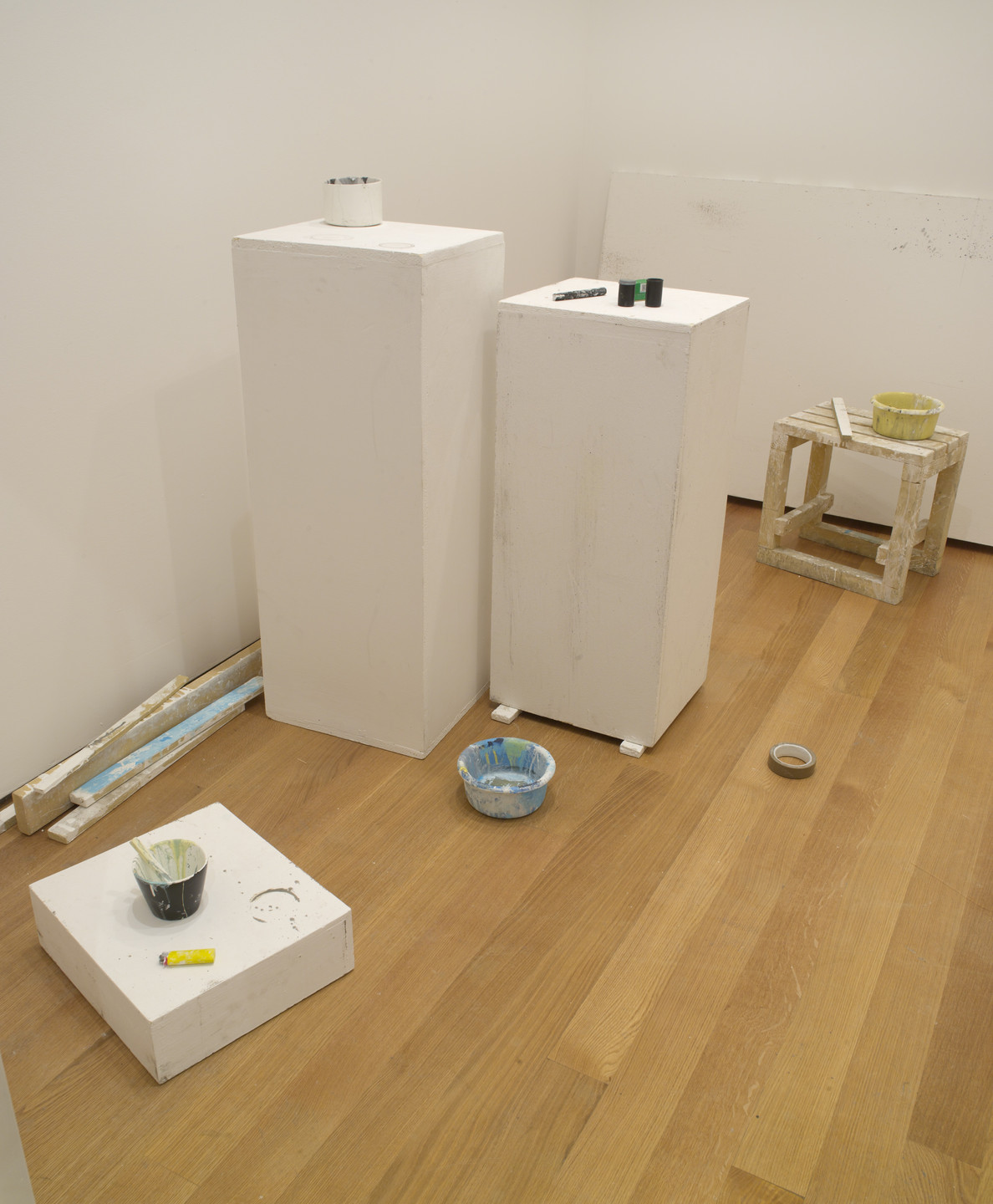 Peter Fischli, David Weiss. Things from the Room in the Back. 1999-2000