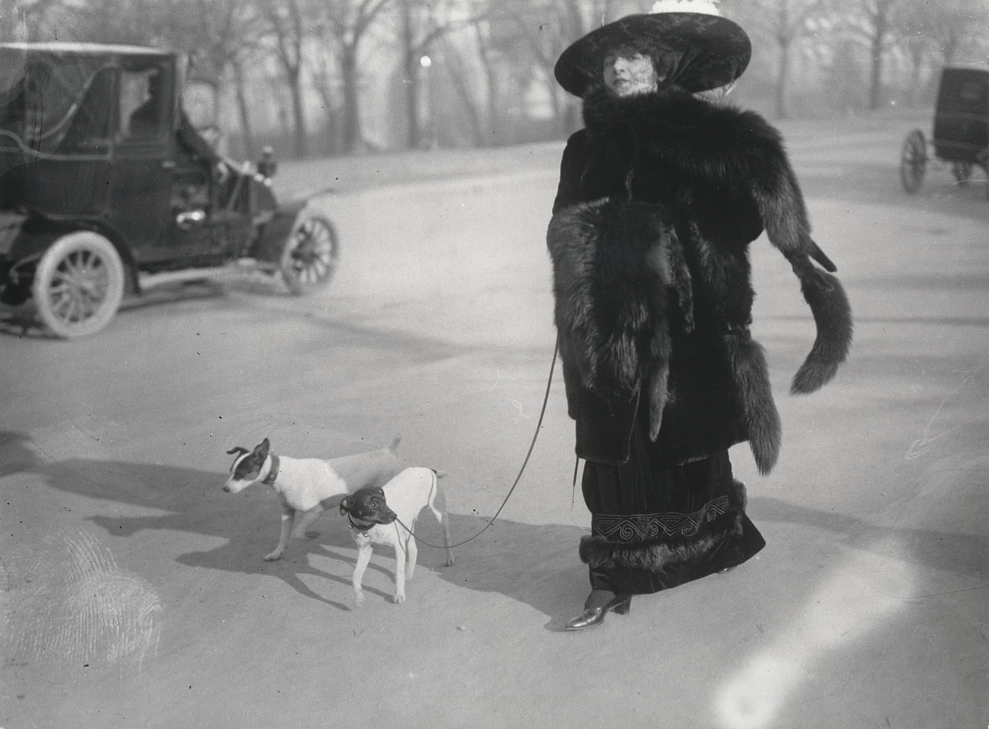 Jacques-Henri Lartigue. Avenue du Bois de Boulogne, Paris. January 15,1911
