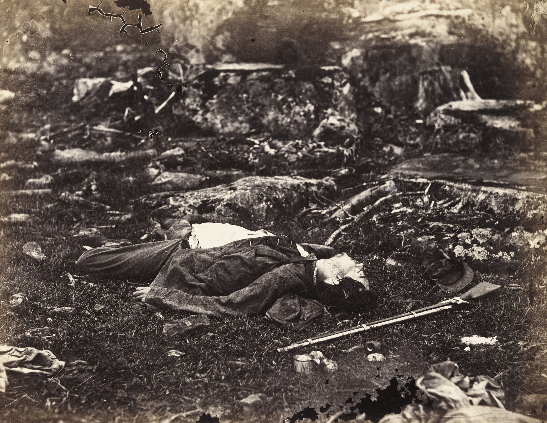 Alexander Gardner. A Sharpshooter&#39;s Last Sleep, Gettysburg, Pennsylvania. July, 1863