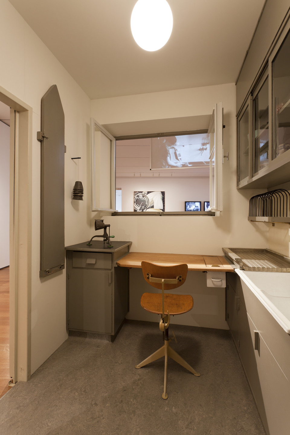 Grete Lihotzky. Frankfurt Kitchen from the Ginnheim-Höhenblick Housing Estate, Frankfurt am Main, Germany. 1926-1927