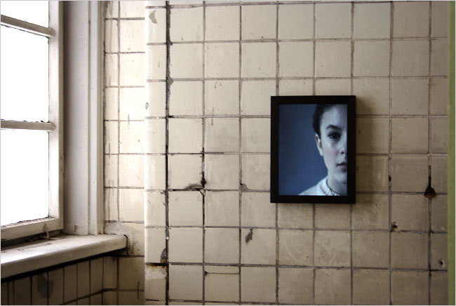 Michaël Borremans. Weight. 2006