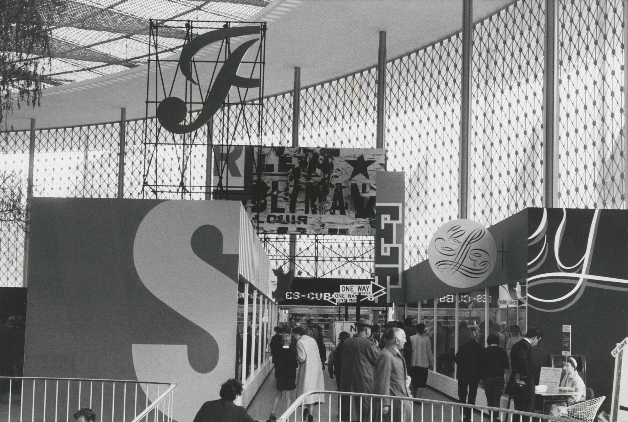 Robert Brownjohn, Ivan Chermayeff, Thomas Geismar. Brussels World Fair (View of the fair). 1958