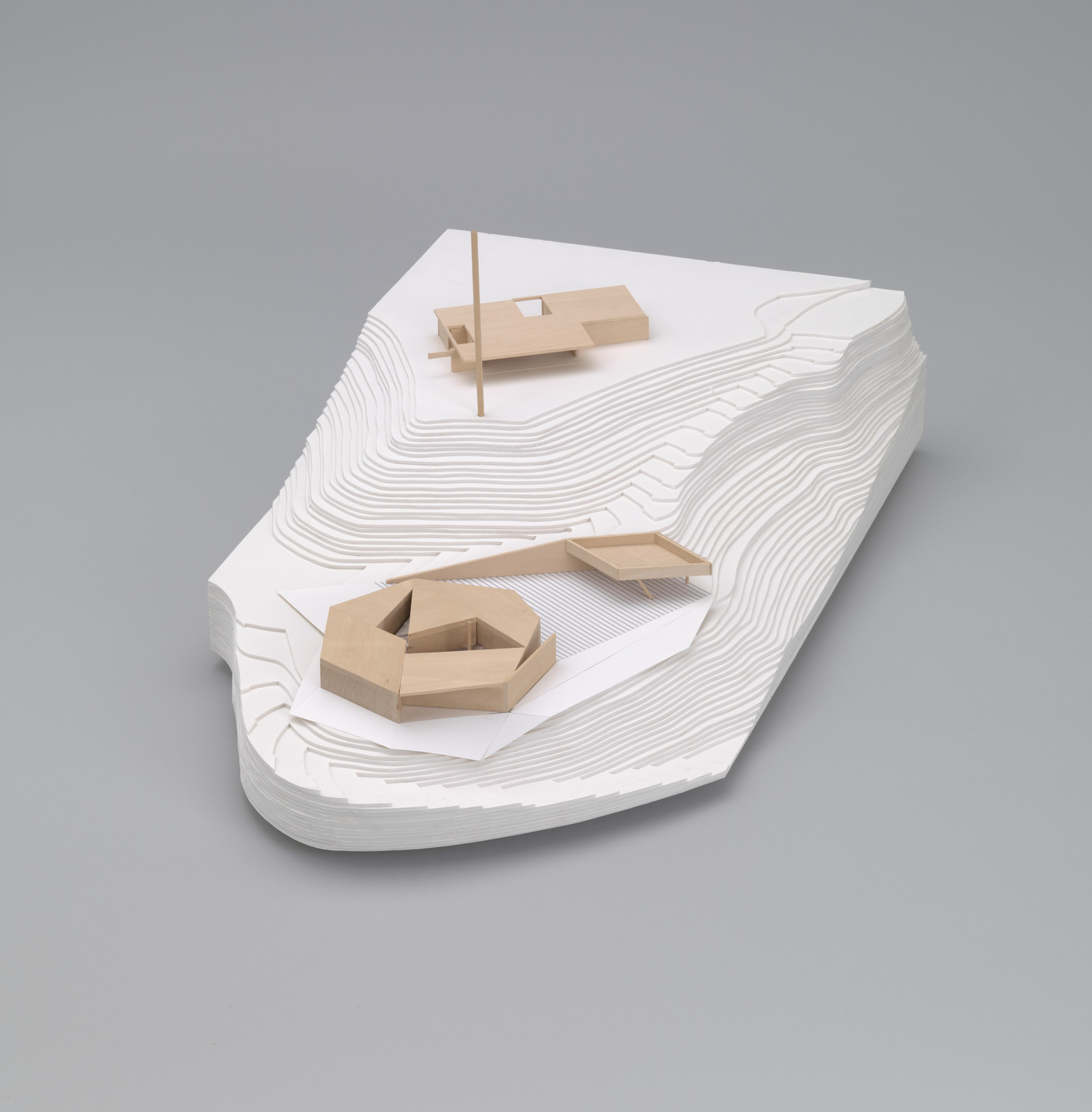 Michael Maltzan. Pittman Dowell Residence, La Crescenta, California (Scale model, 1/16&#34; = 1&#39;-0&#34;). 2004-2010