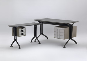 Arco Desk