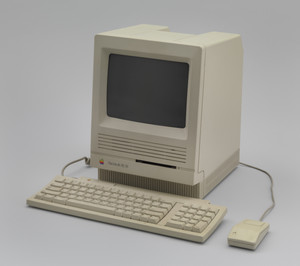 Macintosh SE/30 Home Computer