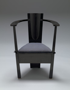 Armchair designed for the Dresden Werkstätten Exhibition