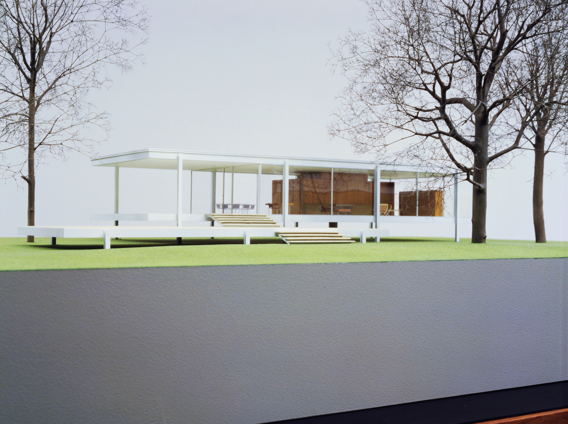 Ludwig Mies van der Rohe. Farnsworth House, Plano, Illinois. 1945–1951