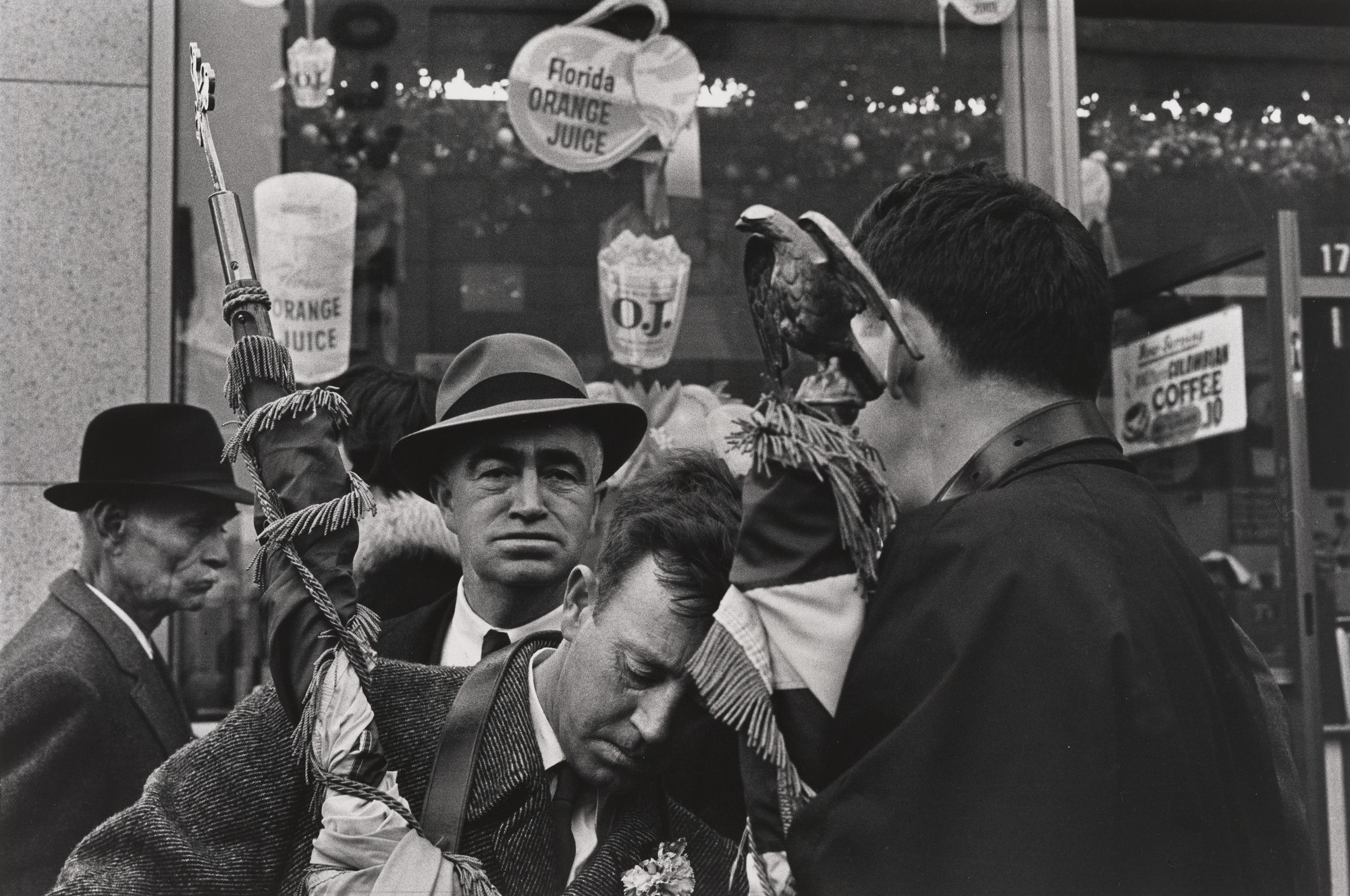 Tod Papageorge. Parade&#39;s End, New York City. March 17, 1966