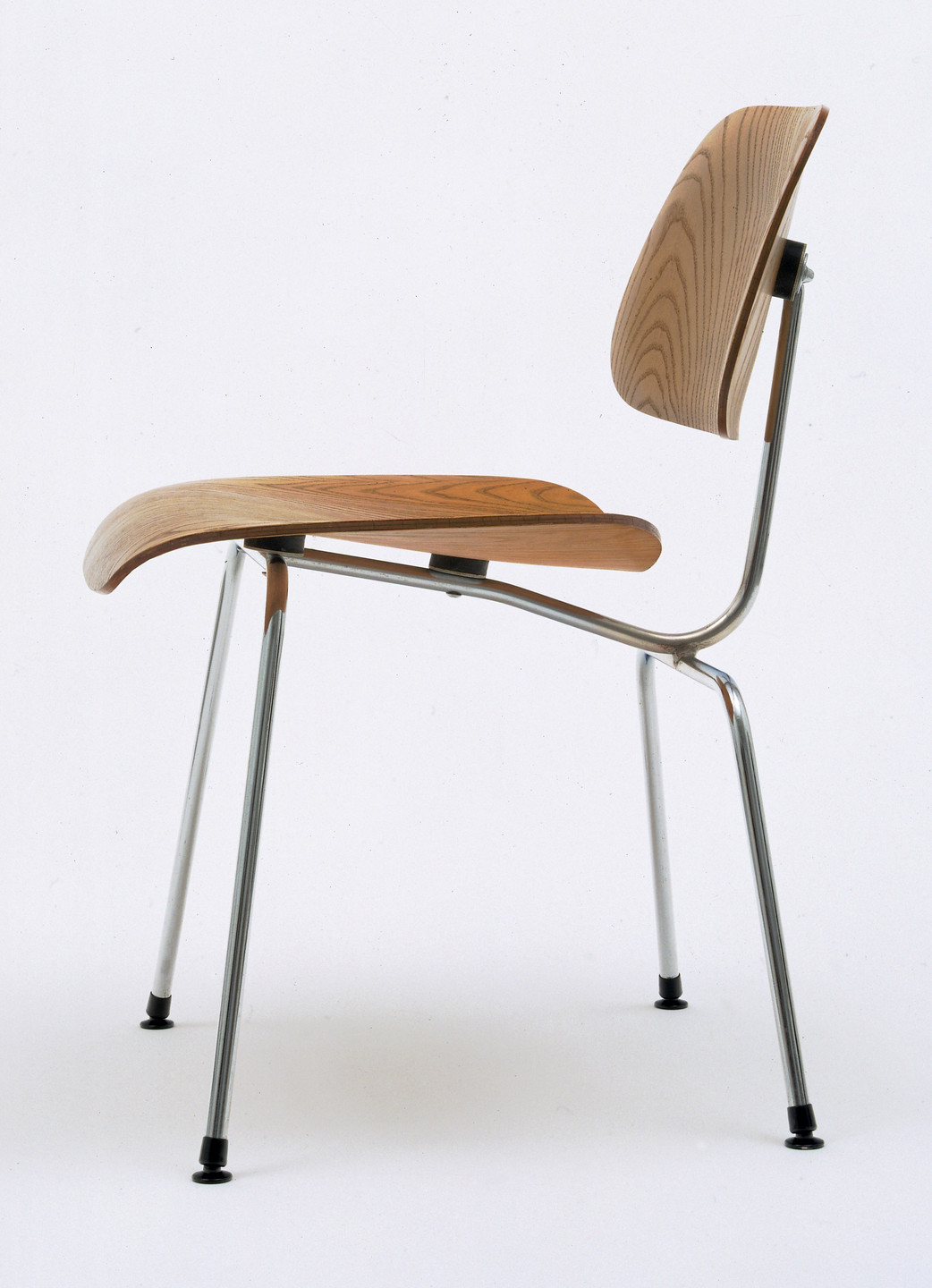 Charles Eames, Ray Eames. Side Chair (model DCM) (Exhibited in the US Pavilion in the 1951 Milan Triennale). 1946