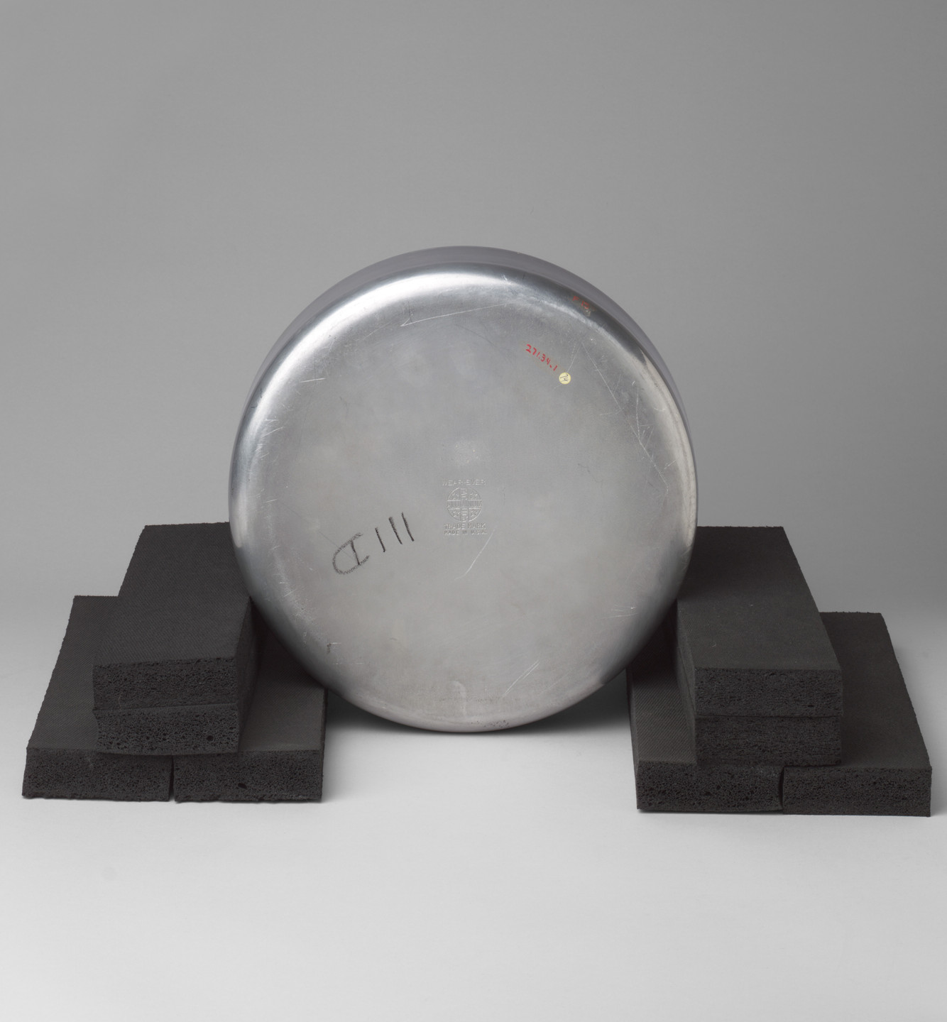 The Aluminum Cooking Utensil Co., New York, NY. Wear-Ever Hotel Sauté Pans. Before 1934