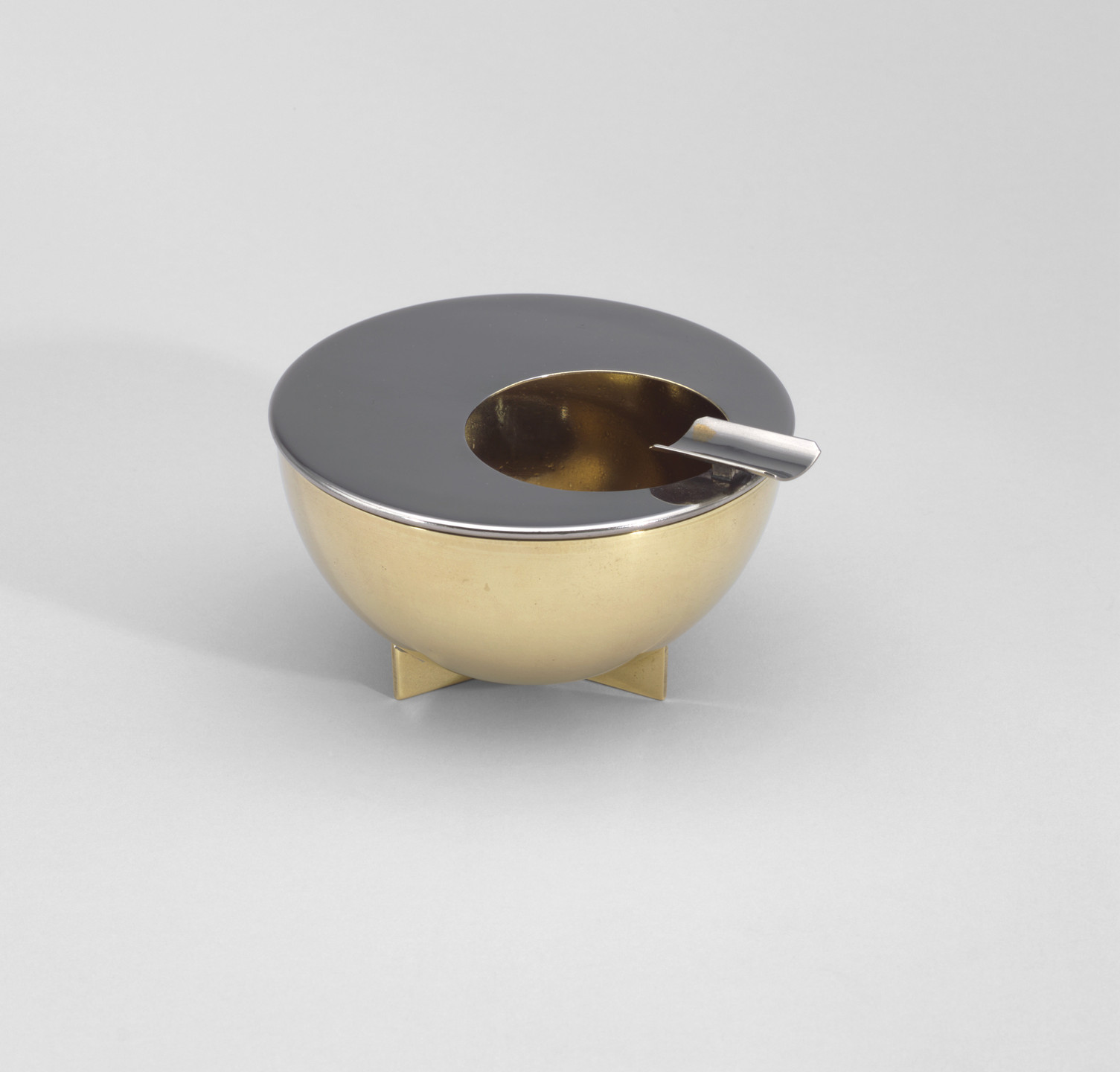 Marianne Brandt. Ashtray. 1924