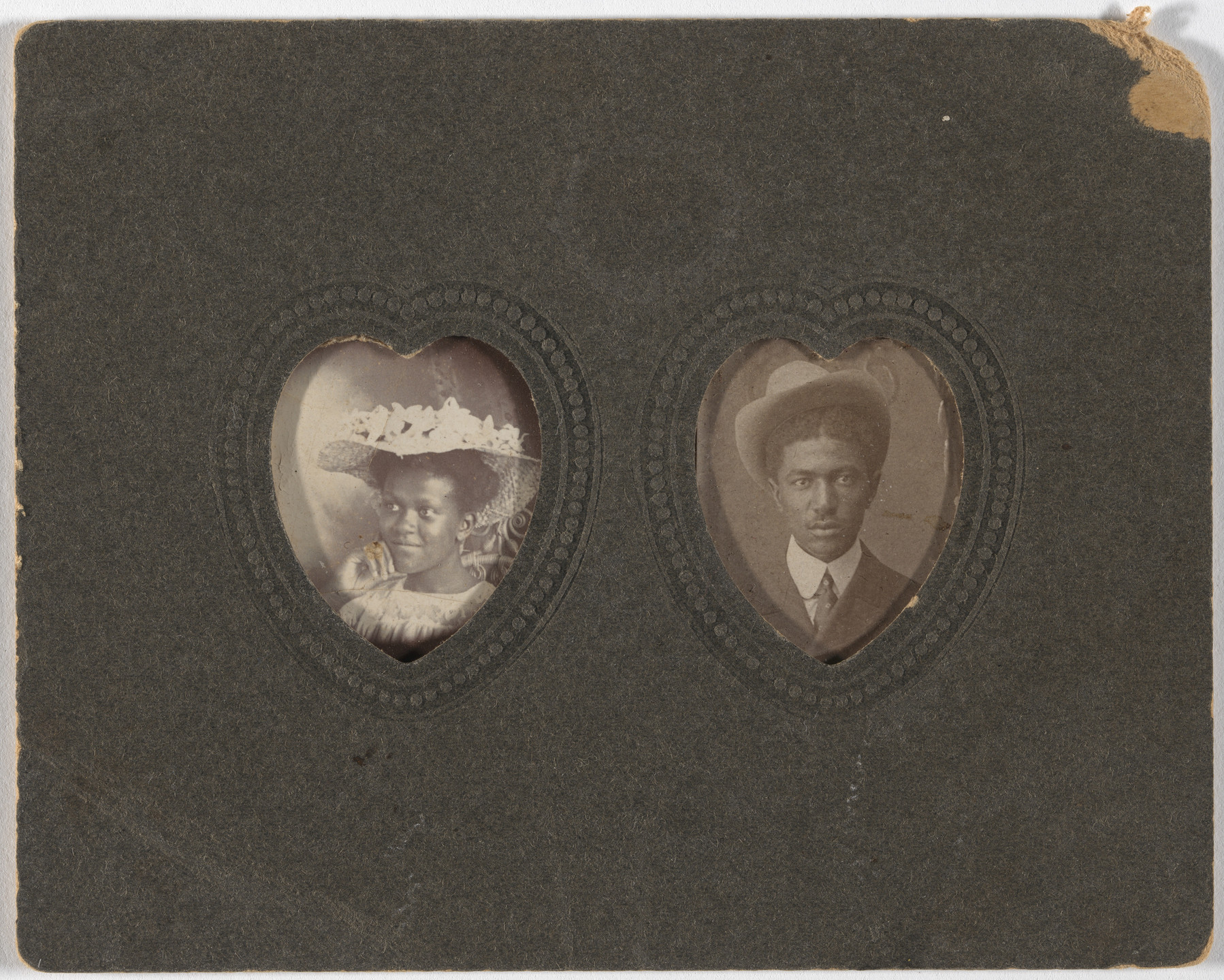 Unidentified photographer. Untitled. c. 1900