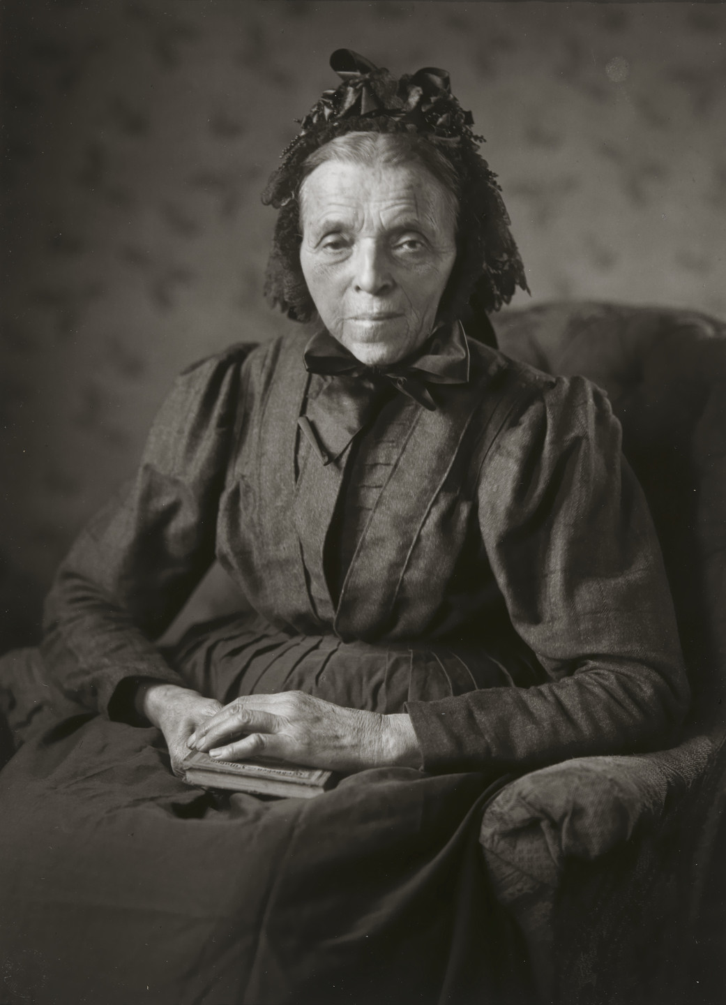 August Sander. The Woman of Progressive Intellect (Intellectual). 1914