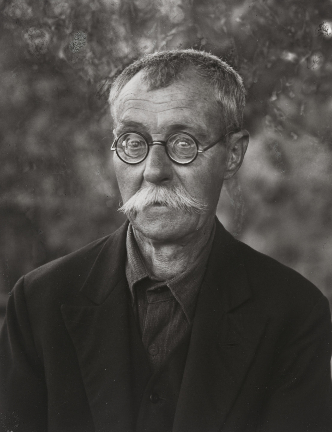 August Sander. Country worker. c. 1945