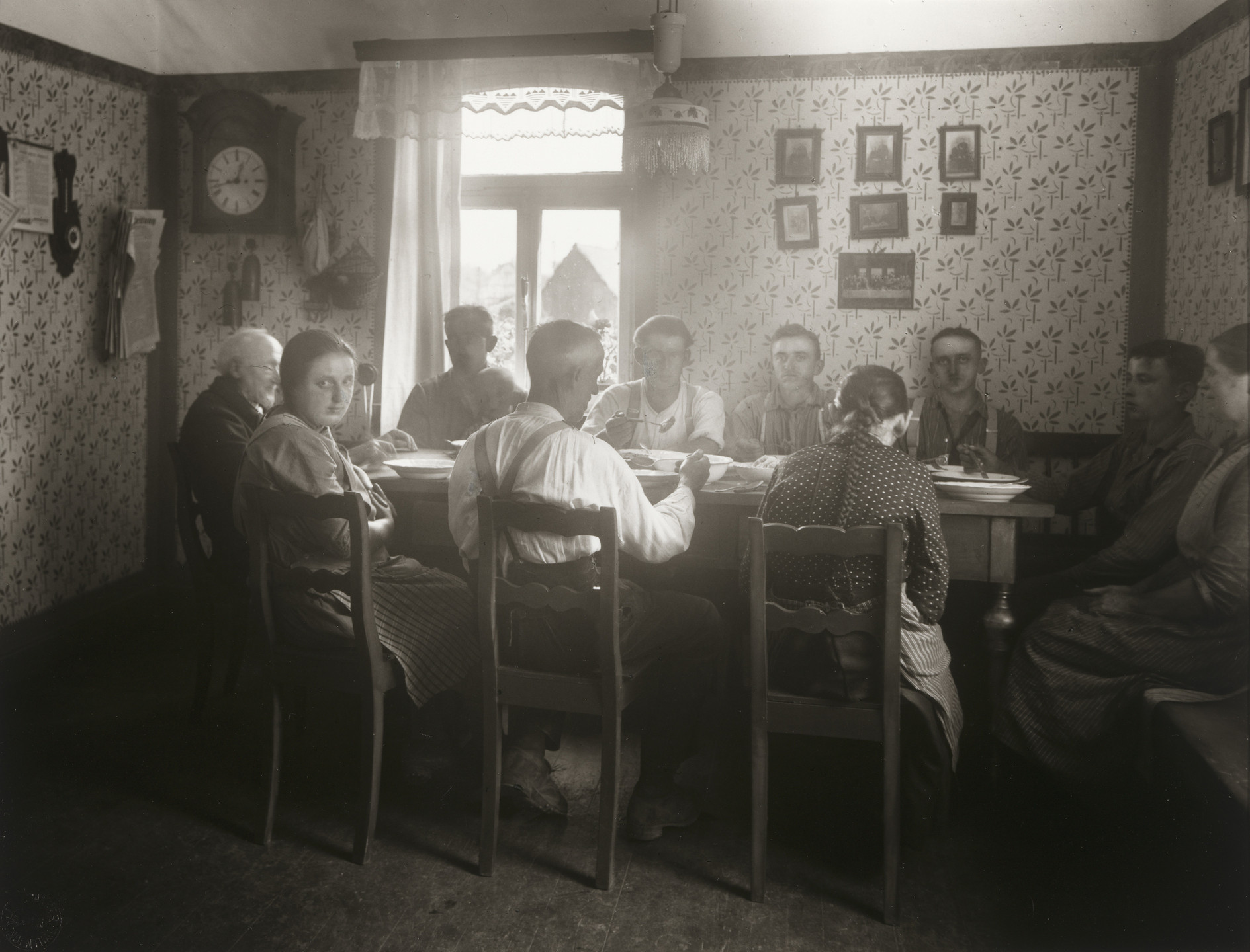 August Sander. Midday Meal. 1925-27