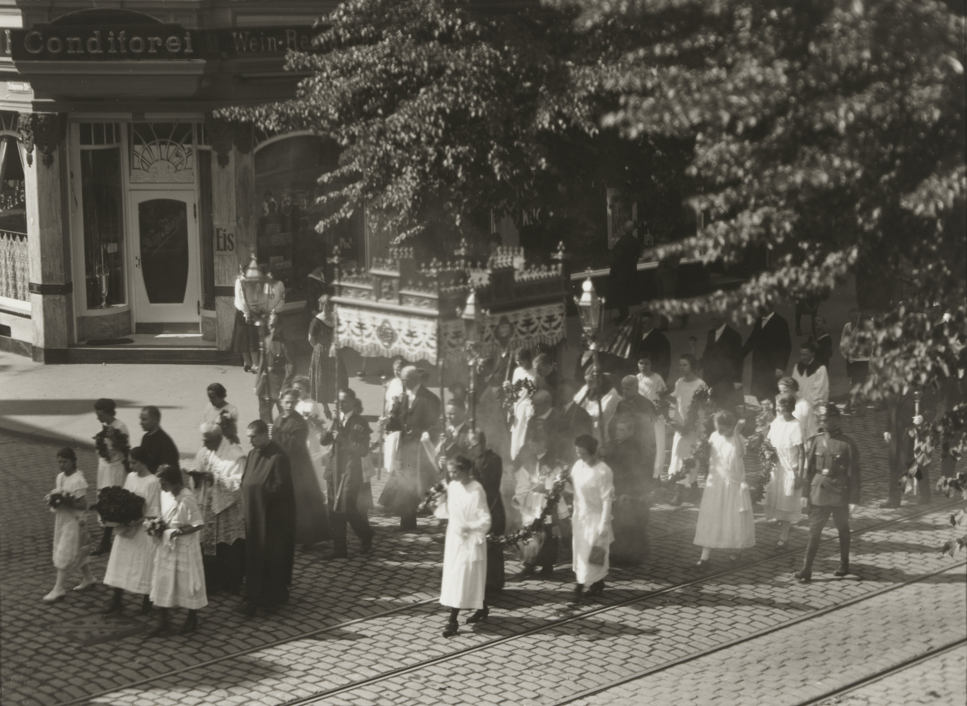 August Sander. Corpus Christi Procession. 1925