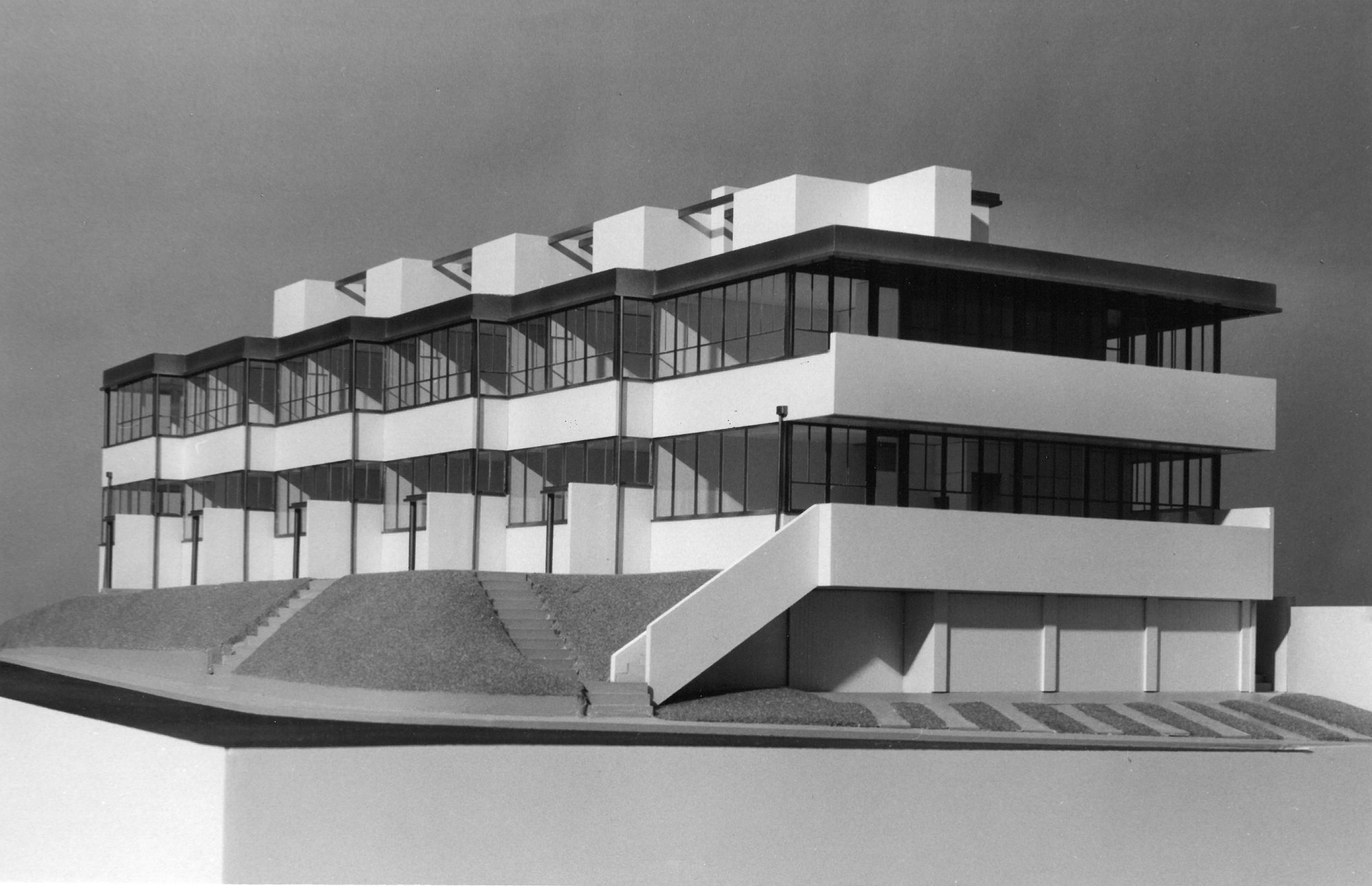 Richard Neutra Landfair Apartments Westwood Los Angeles Ca 1937 Richard Neutra Landfair Apartments Westwood Los Angeles Ca 1937
