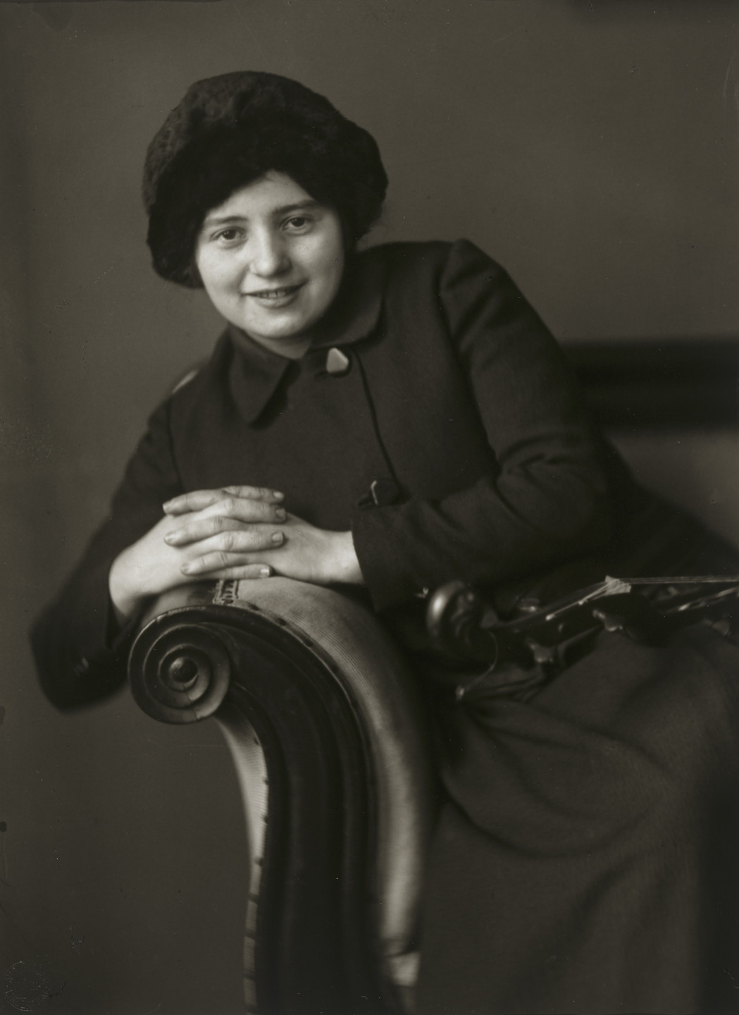 August Sander. Young Cologne Woman. 1911-14
