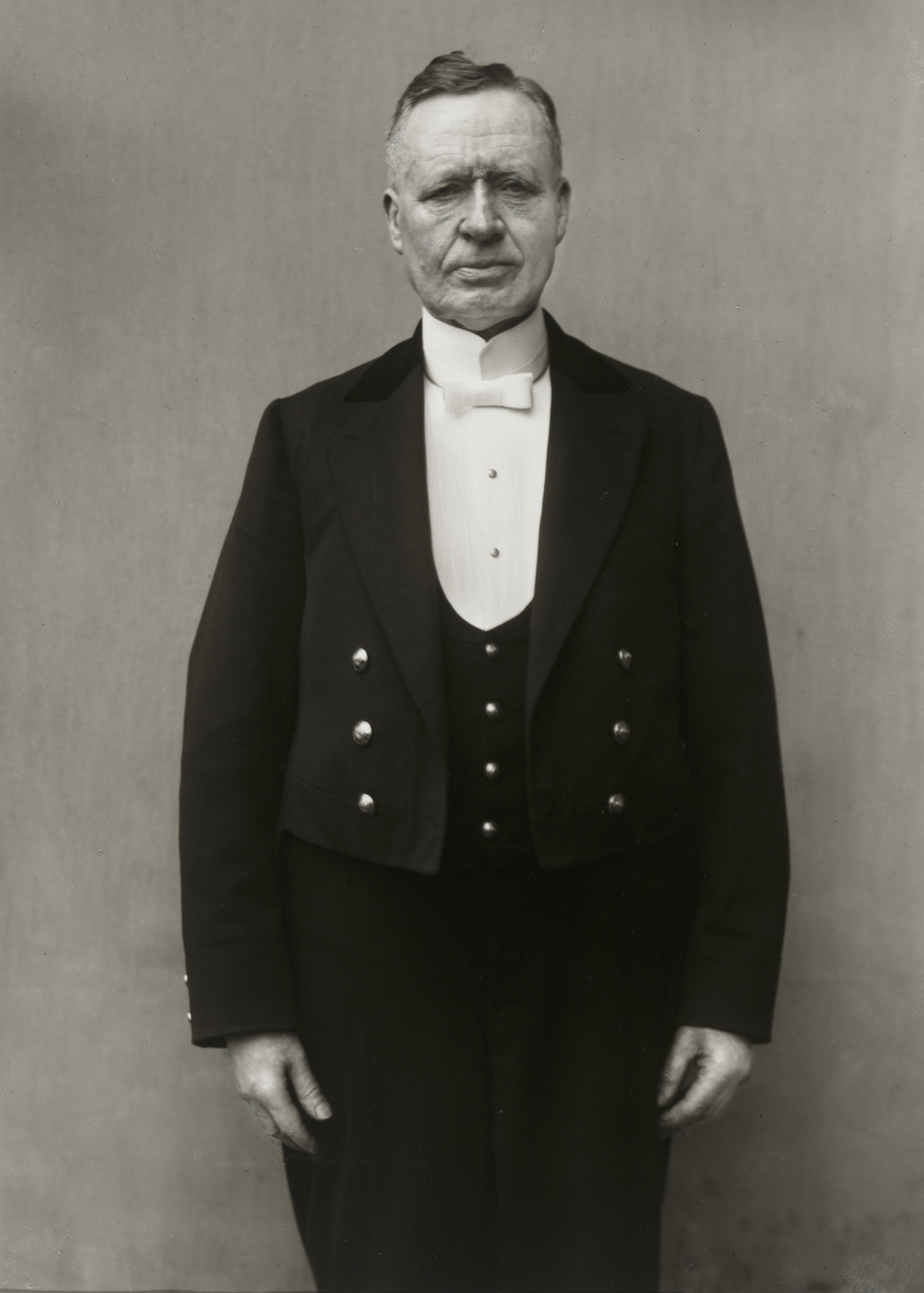 August Sander. Duke’s Manservant. c. 1930