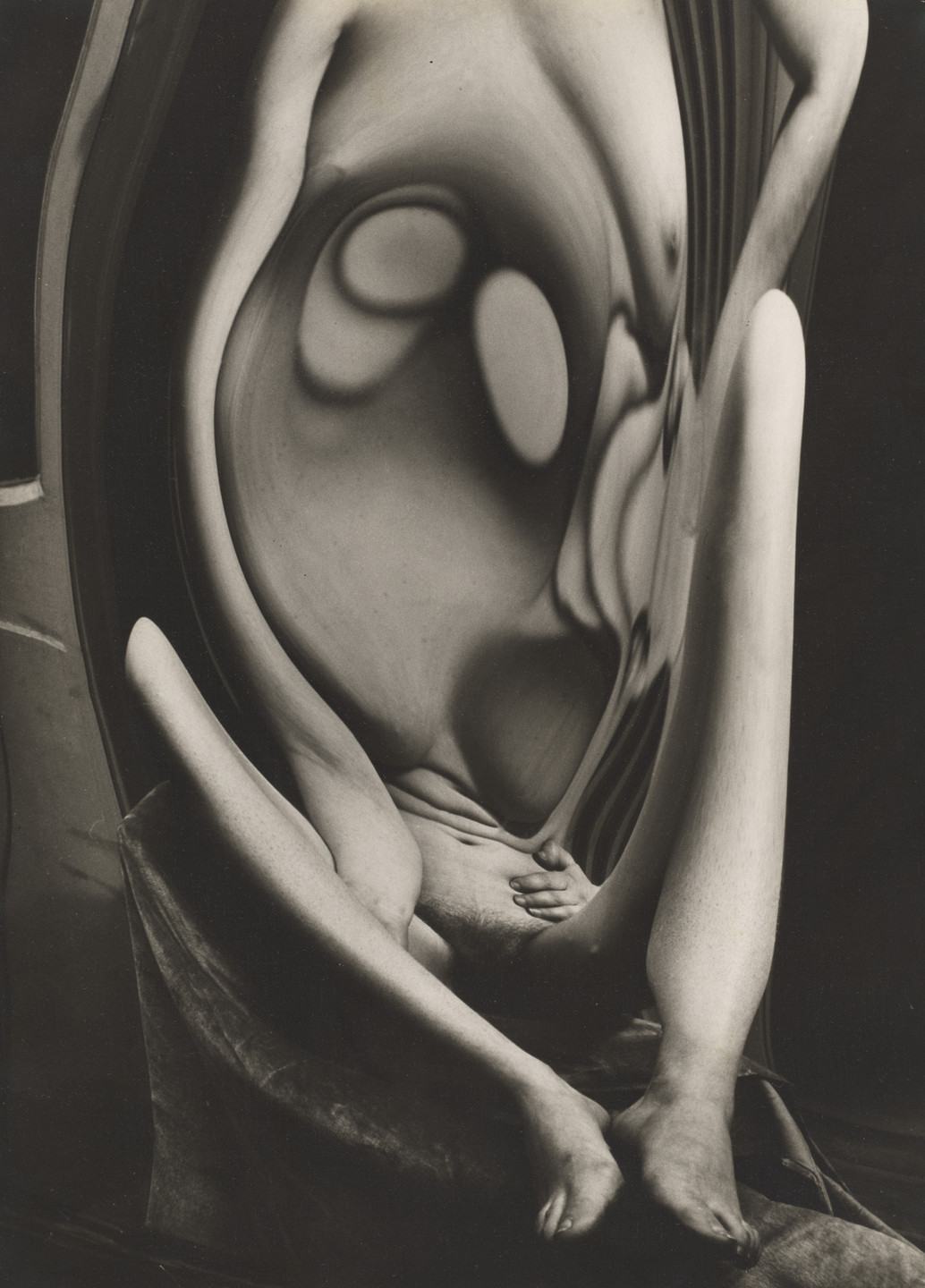André Kertész. Distortion #117. 1933