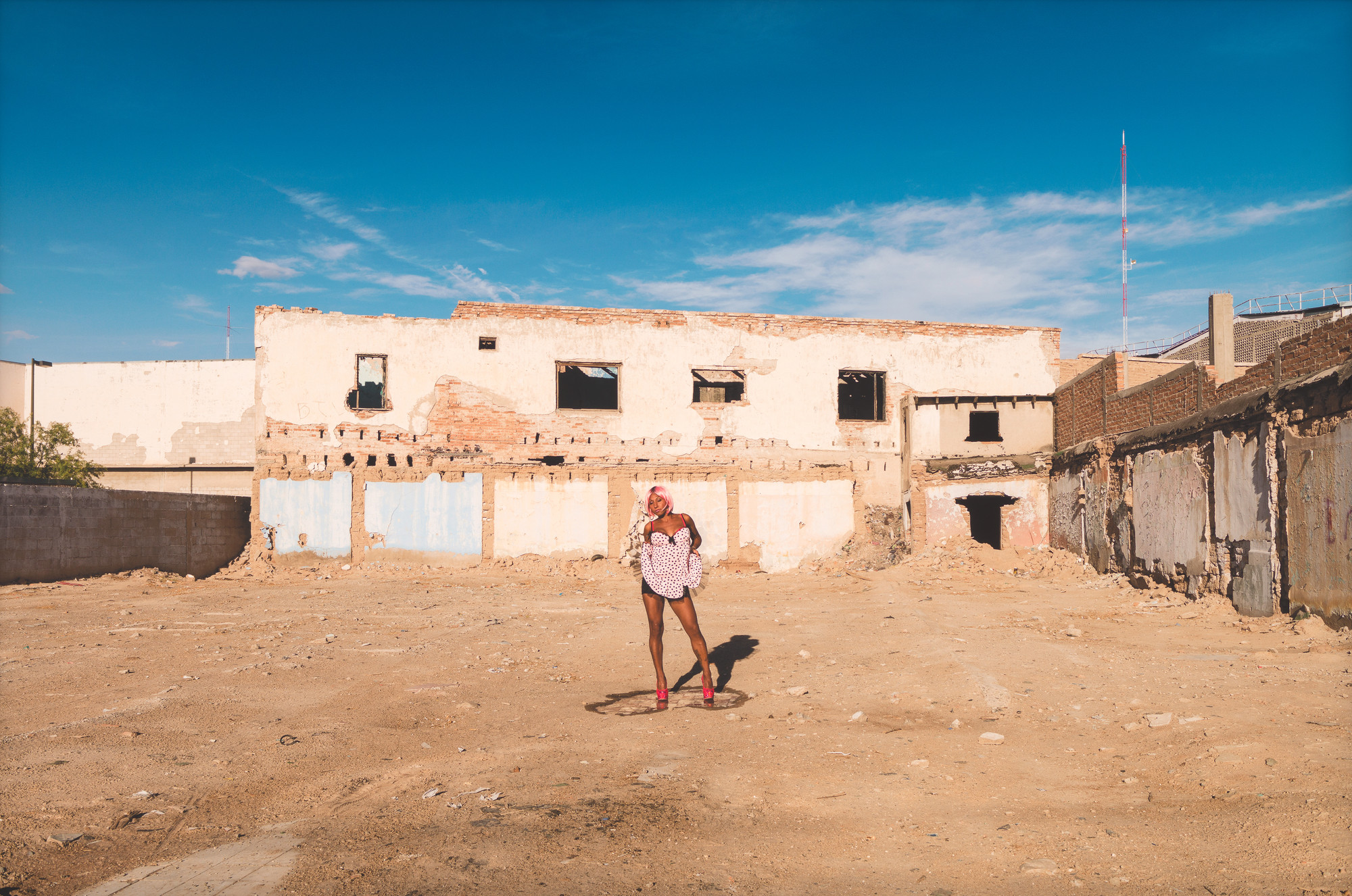 Teresa Margolles. Jacqueline, Pista de Baile del club ‘Centro’ (Jacqueline, dance floor from the club ‘Centro’). 2016