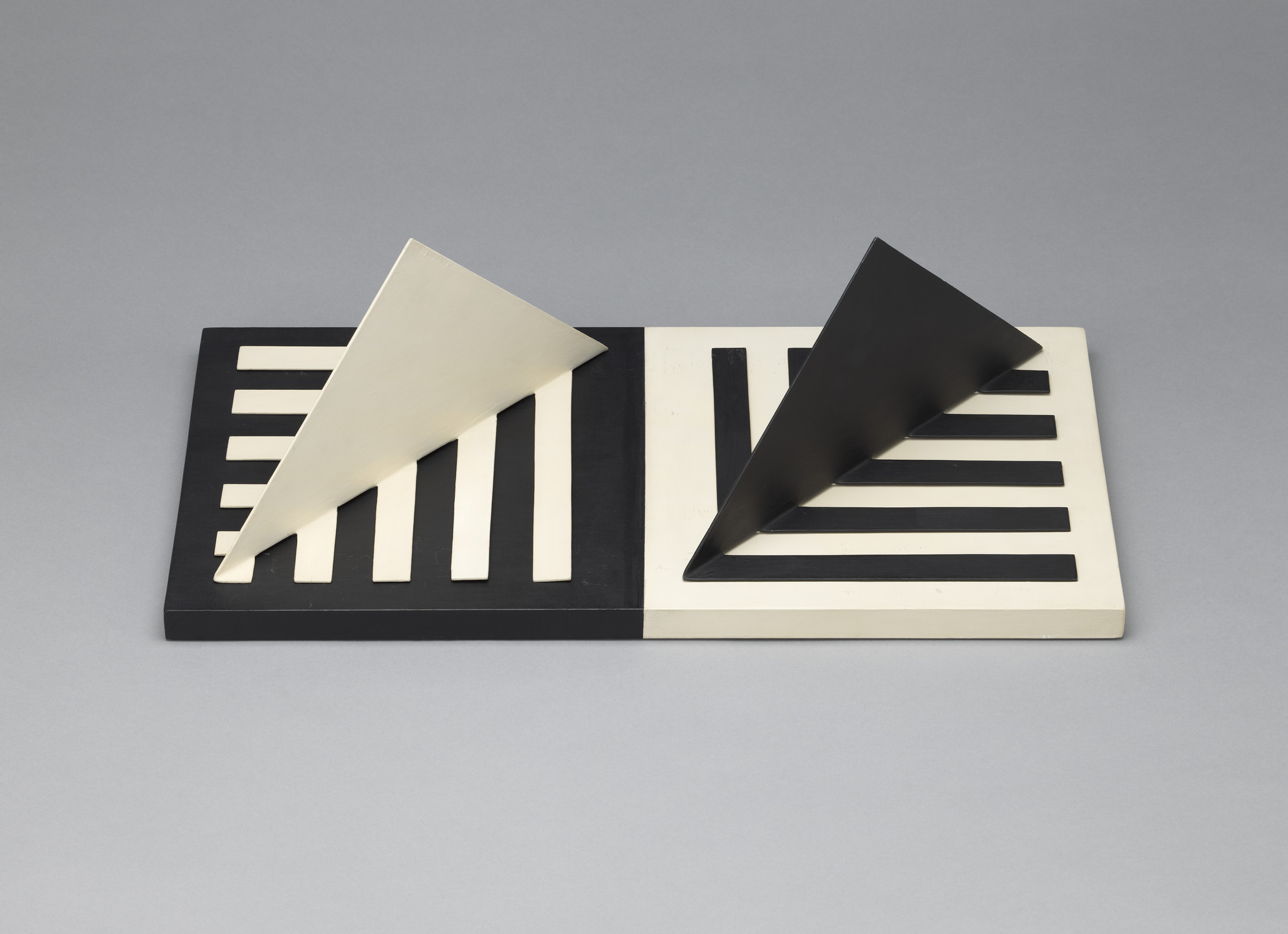 Luiz Sacilotto. Concretion 58. 1958