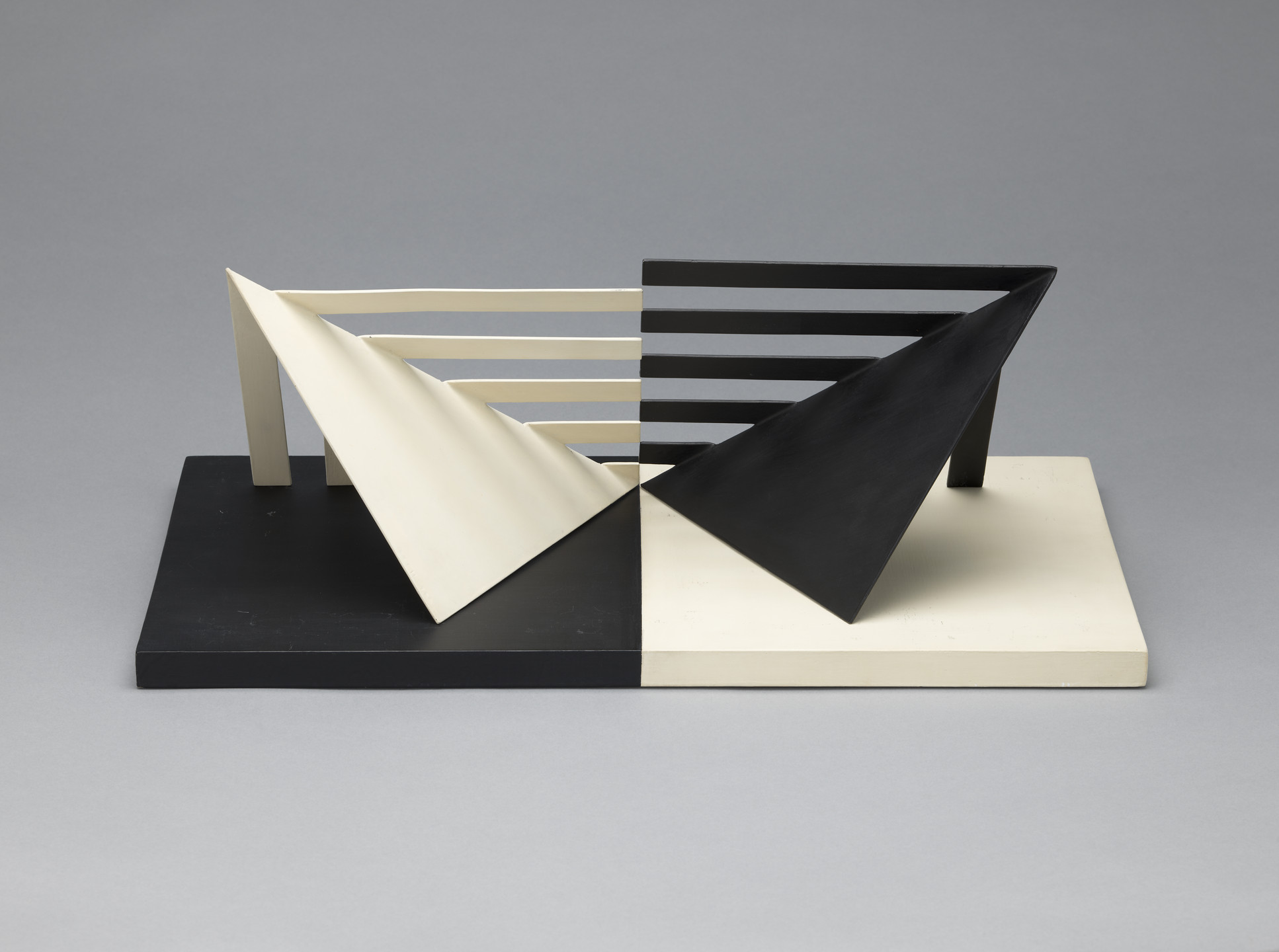 Luiz Sacilotto. Concretion 58. 1958