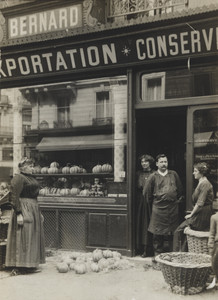 Bernard, Quartier des Halles 6, rue de la Réale, Photo du Palais-Royal, Paris