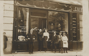 Vêtements pour messieurs - robes - manteaux, Paris