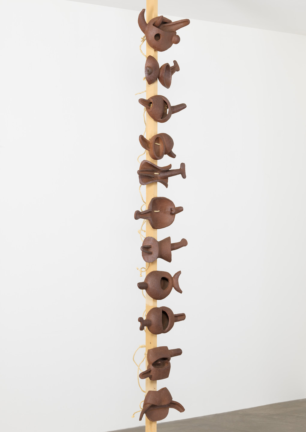 Isamu Noguchi. Even the Centipede. Kamakura, 1952