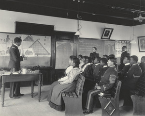 History: Class in Ancient History. Seniors