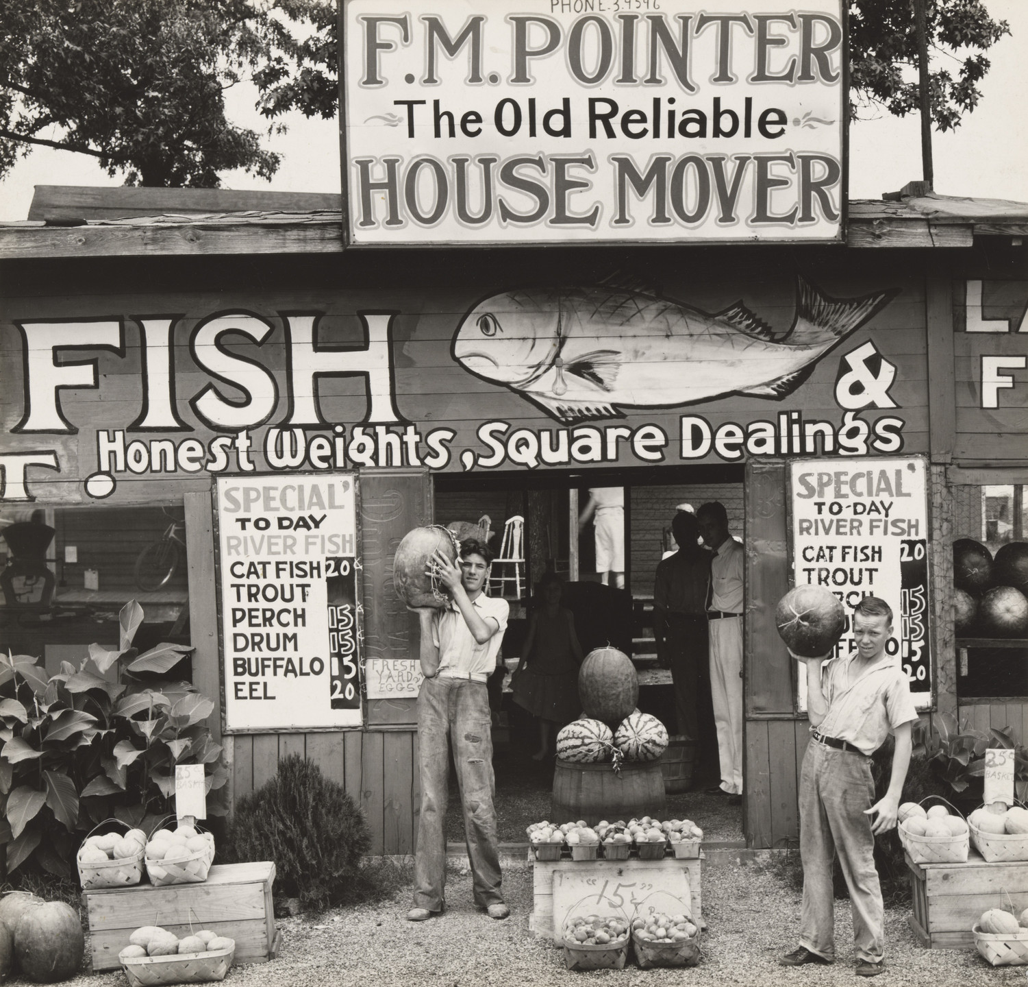 Walker Evans. Roadside Stand near Birmingham. 1936